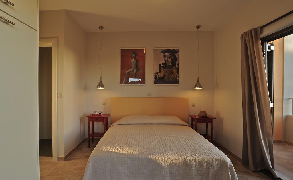 Elaia Villas Minia Room photo
