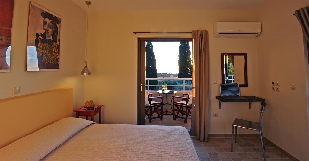 Elaia Villas Minia Room photo