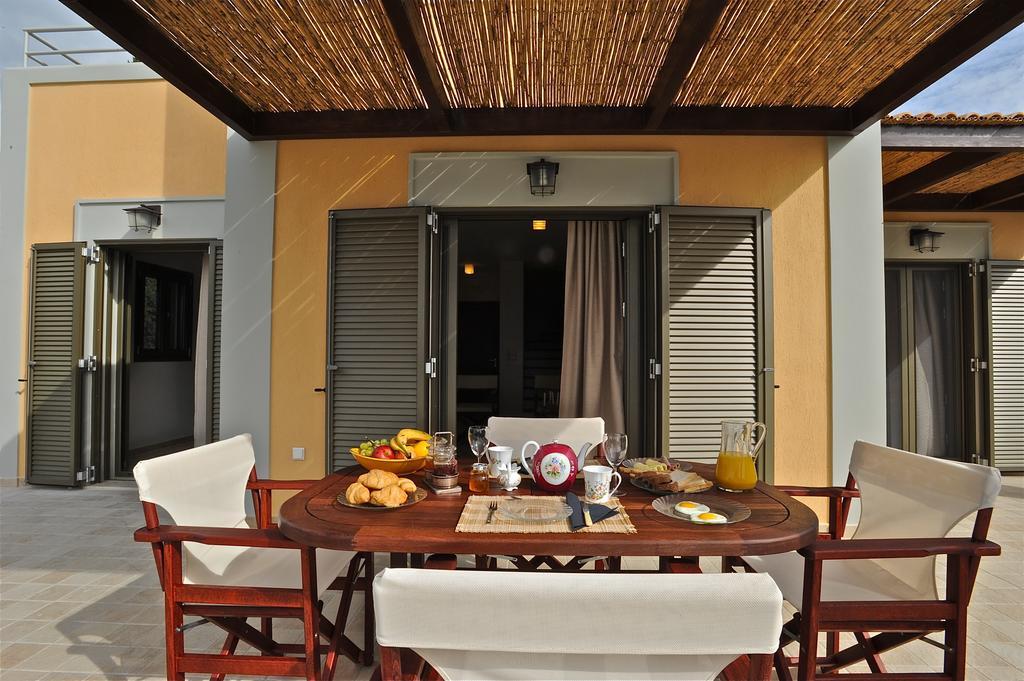 Elaia Villas Minia Room photo