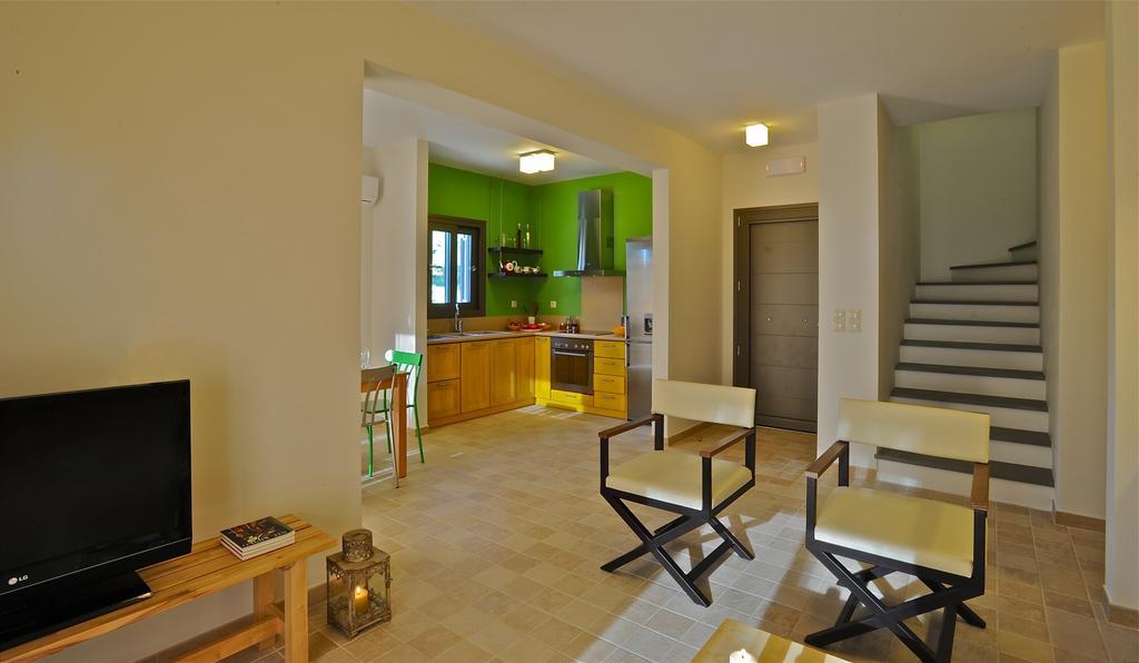 Elaia Villas Minia Room photo