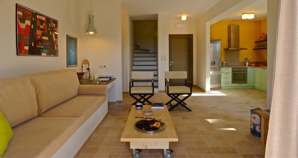 Elaia Villas Minia Room photo